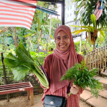 Nurussaadah‘s research topic: Rethinking Urban Food (In)security in the Age of Supermarket Urbanism in Malaysia